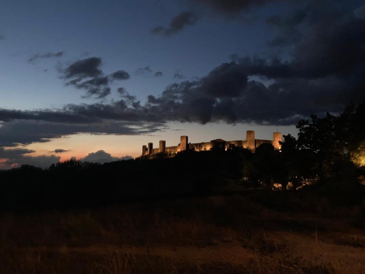 فيلا Monteriggioni Castello المظهر الخارجي الصورة
