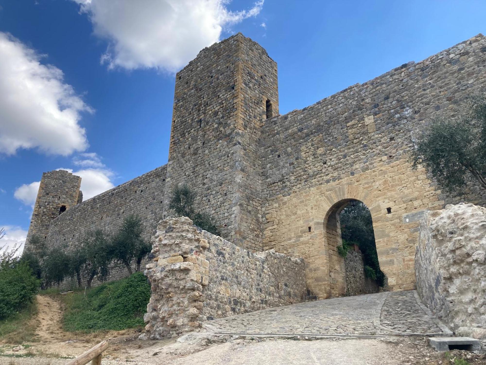 فيلا Monteriggioni Castello المظهر الخارجي الصورة